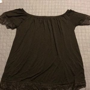 Off the should shirt